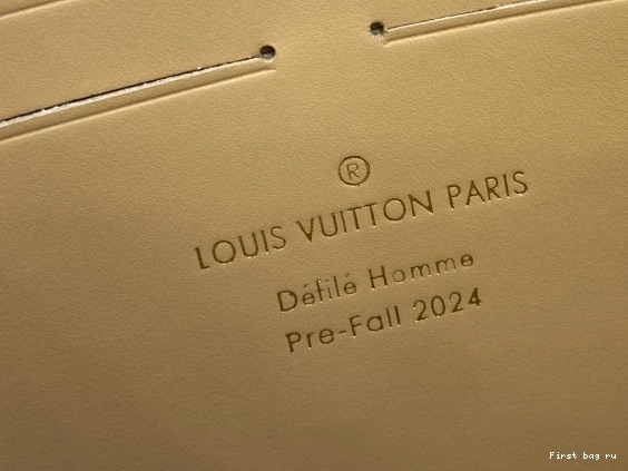 Frstbag ru VOYAGE-27*21*6CM POCHETTE LOUIS VUITTON 0804